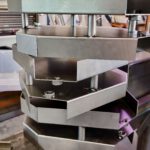 Kleinserien oder kleinere Teile in der Fertigung aus Stahl, Edelstahl oder Aluminium. Schweißen, Bohren, Kanten, Sägen in kleinen Serien, Produktion oder Reparatur